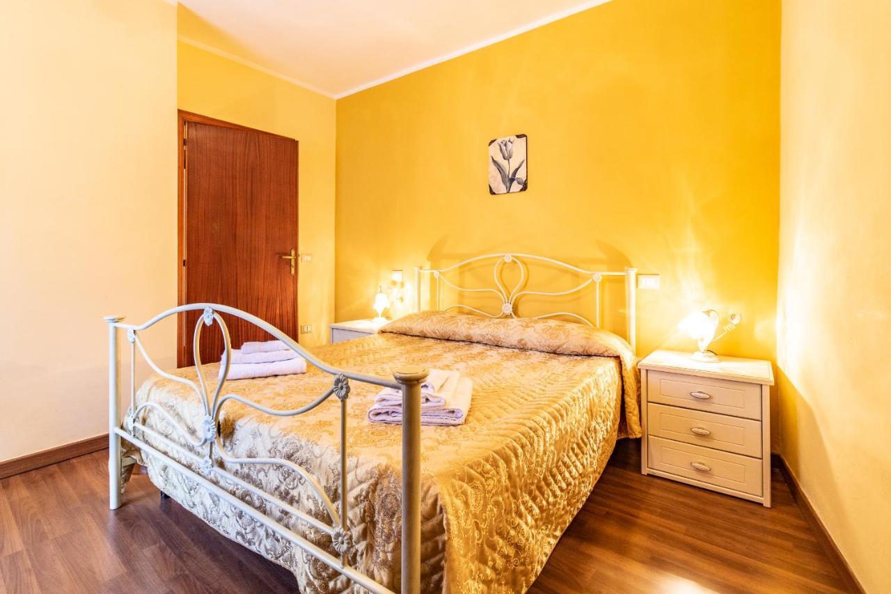 Ferienwohnung Casa Vacanze 'Zia Lucia' Sarconi Exterior foto