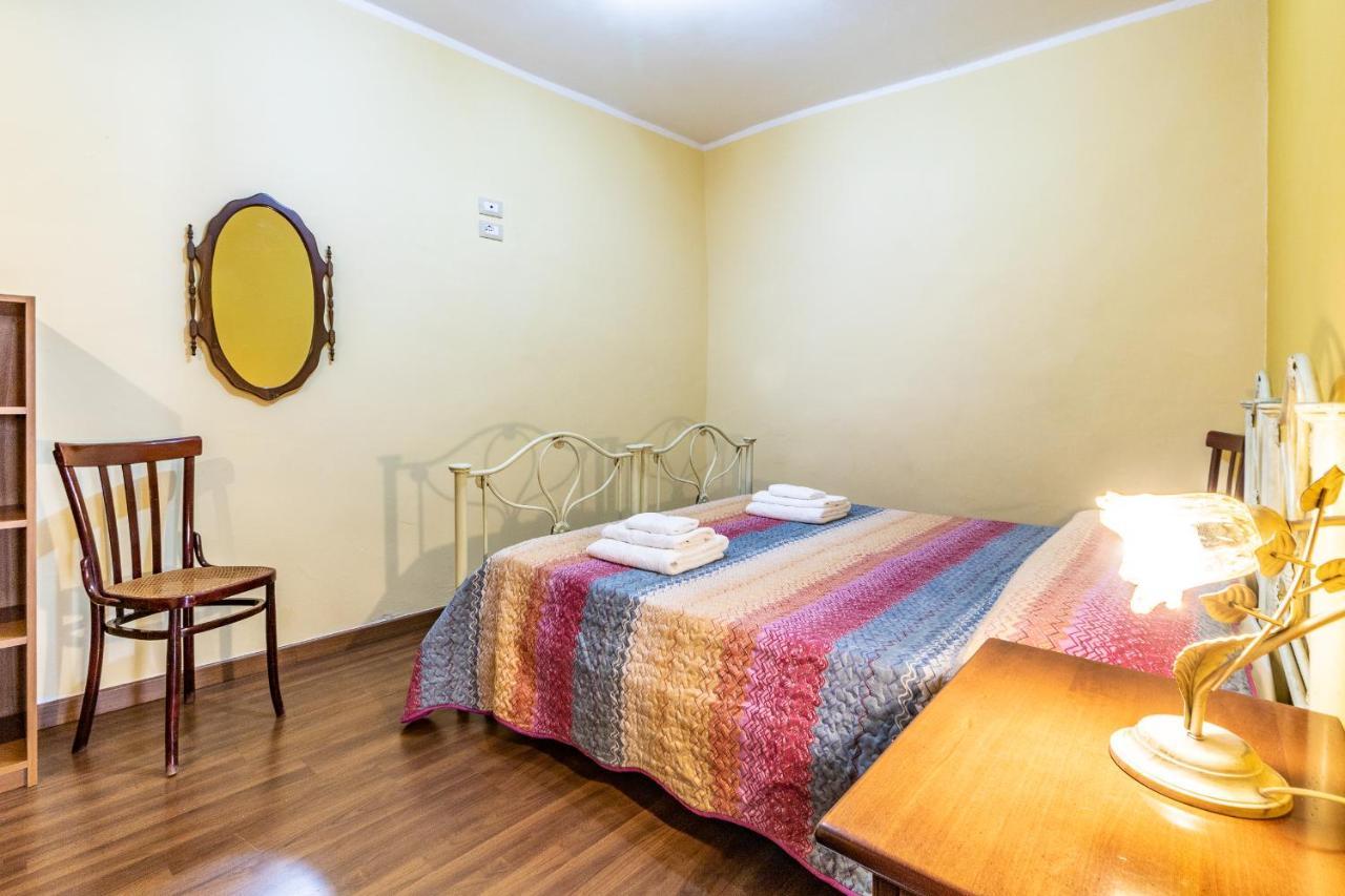 Ferienwohnung Casa Vacanze 'Zia Lucia' Sarconi Exterior foto