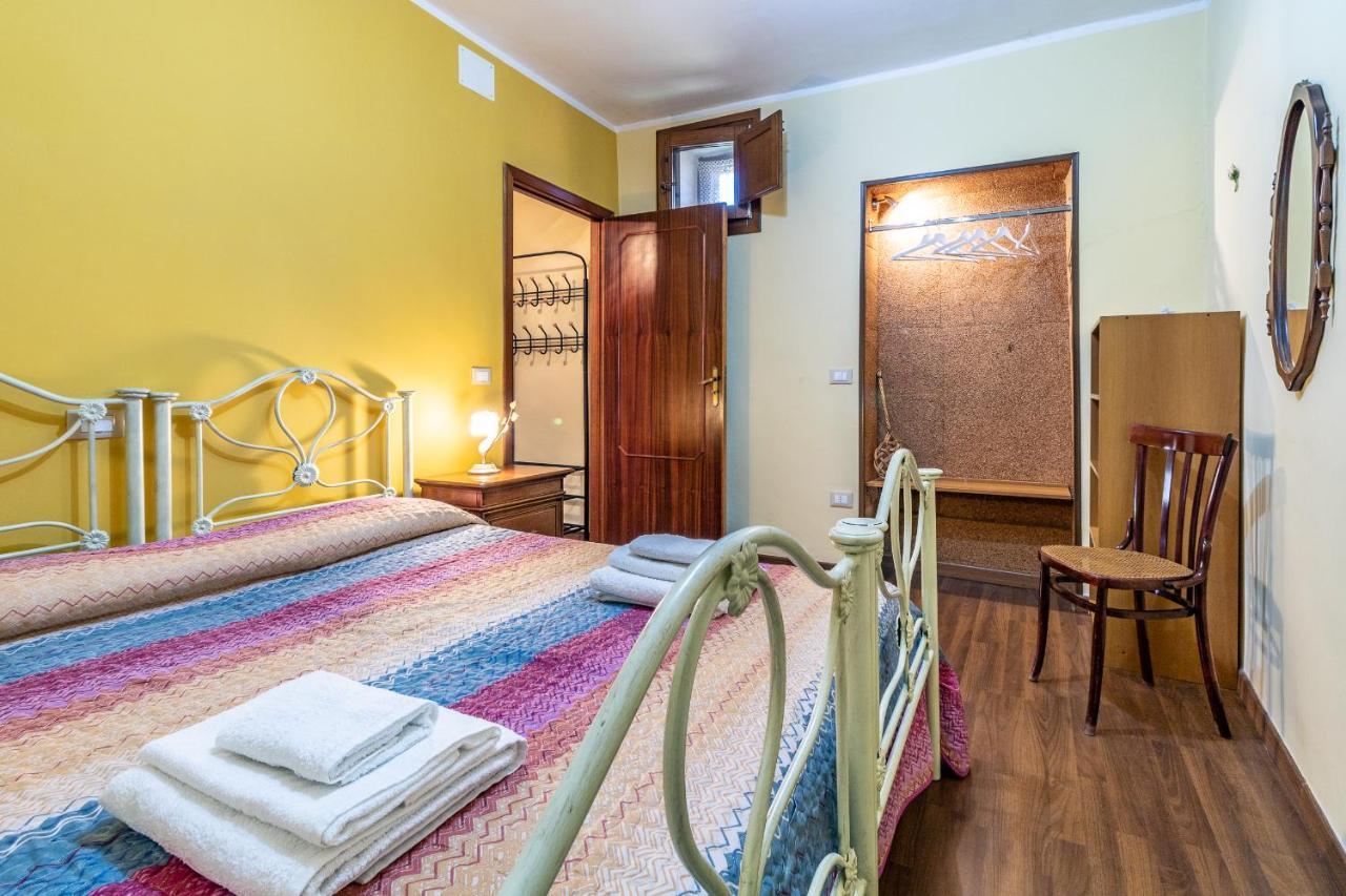 Ferienwohnung Casa Vacanze 'Zia Lucia' Sarconi Exterior foto