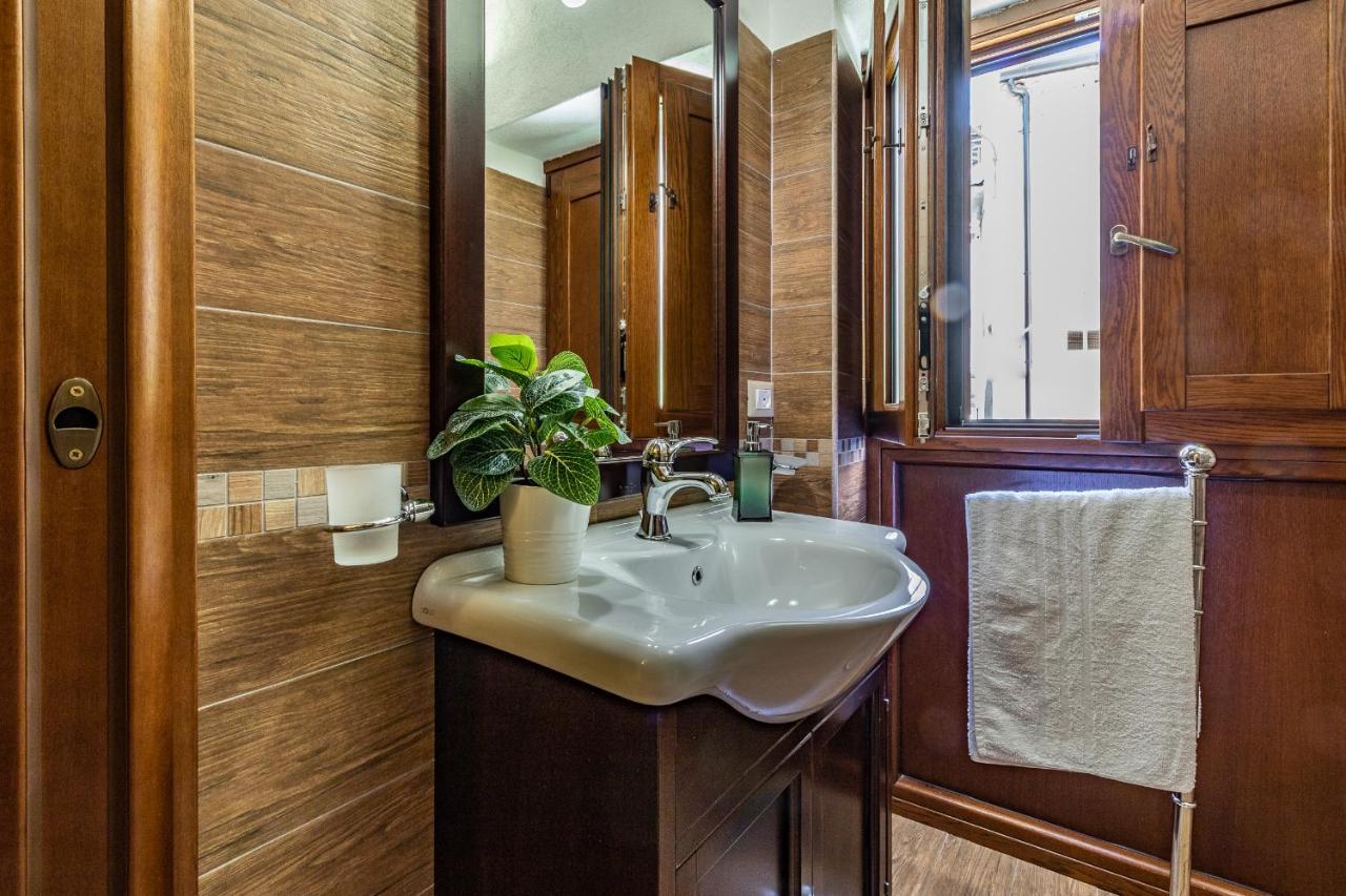 Ferienwohnung Casa Vacanze 'Zia Lucia' Sarconi Exterior foto